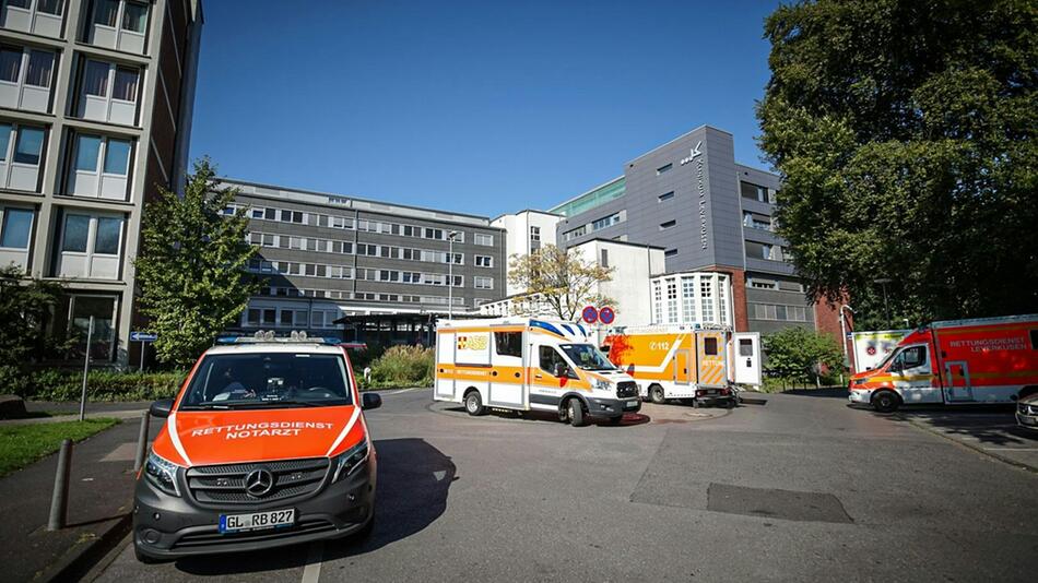 Bombenfund in Köln: Deutlich mehr Patienten im Klinikum Leverkusen, Ruhe in Opladen