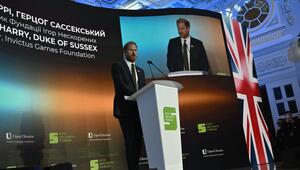 Prinz Harry während einer Rede beim Kyiv Security Forum am 23. April.