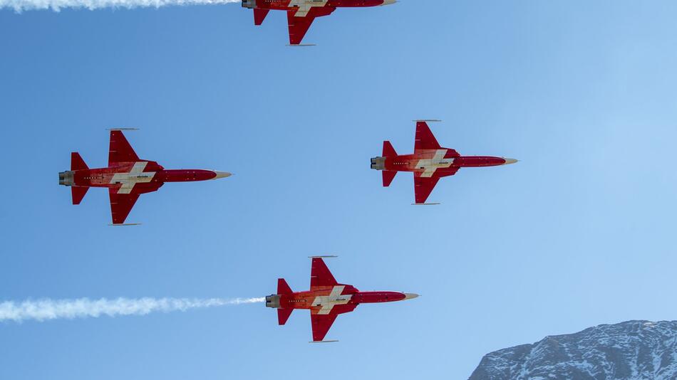 Kunstflieger der Schweizer Luftwaffe