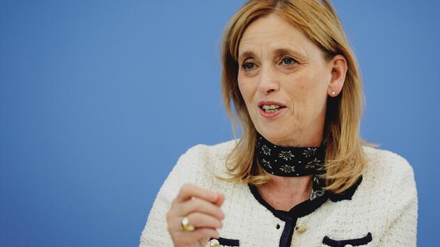 Bundesbildungsministerin Prien in der BPK