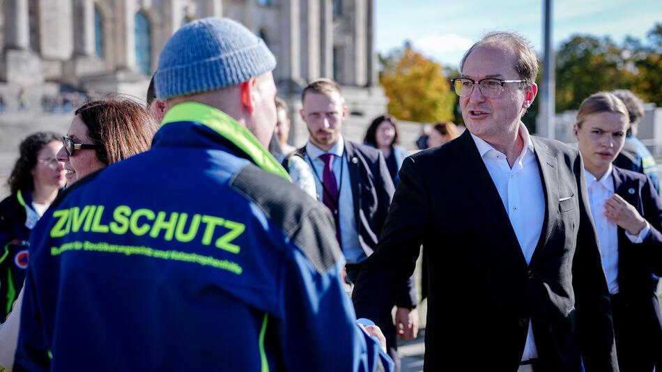 Wie Dobrindt den Zivilschutz aufrüsten will