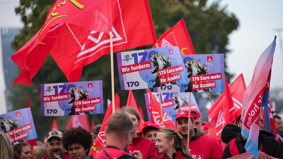 Second Collective Bargaining Round for the Metal and Electrical Industry in Bremen