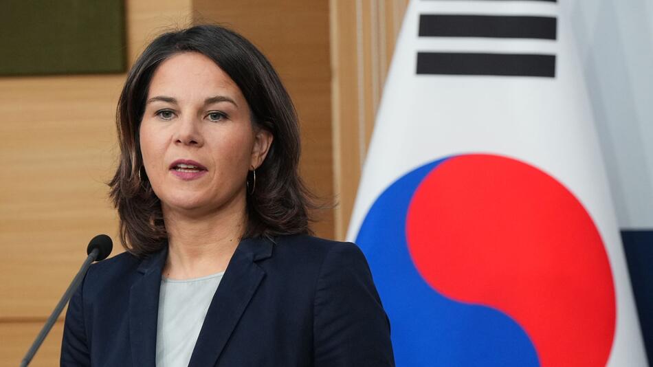 Außenministerin Baerbock besucht Südkorea