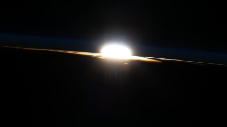 Spektakuläre Aufnahme: So schön sieht der Sonnenuntergang von der ISS aus