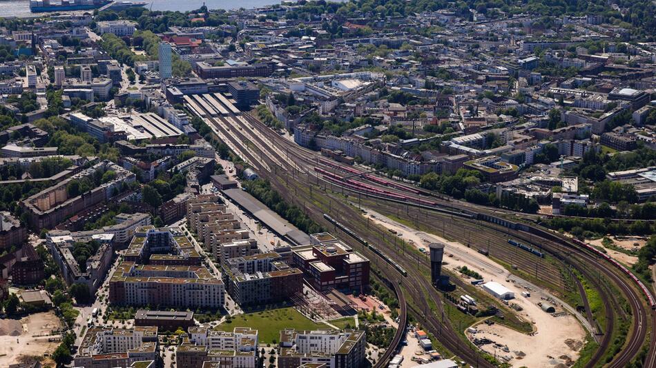 Oberleitungsschaden bei Altona behindert Zugverkehr