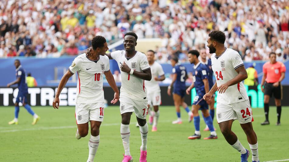 Der Wahnsinn geht weiter: Frankreich gegen England wieder dran