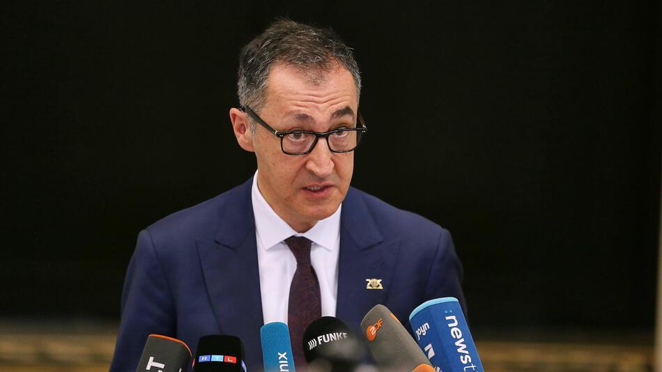 Wird Sachsen-Anhalt zum russischen Einflussgebiet? Özdemir schlägt Alarm