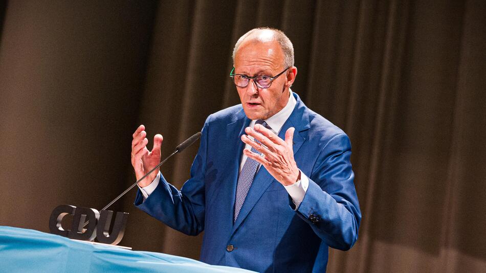 Merz äußert Selbstkritik – und macht einen Vorschlag