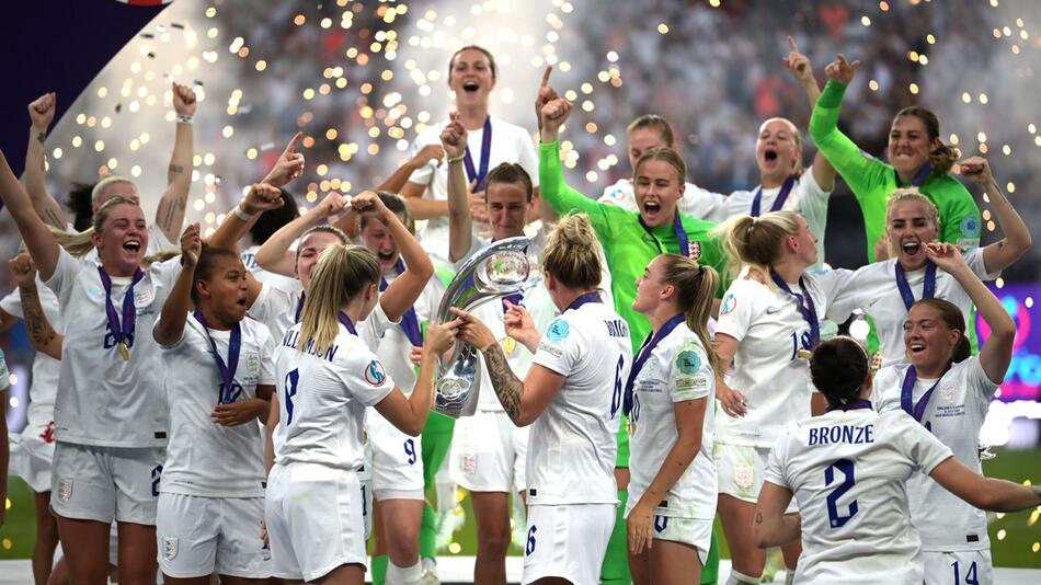 Englands Fußballerinnen beim Titelgewinn 2022