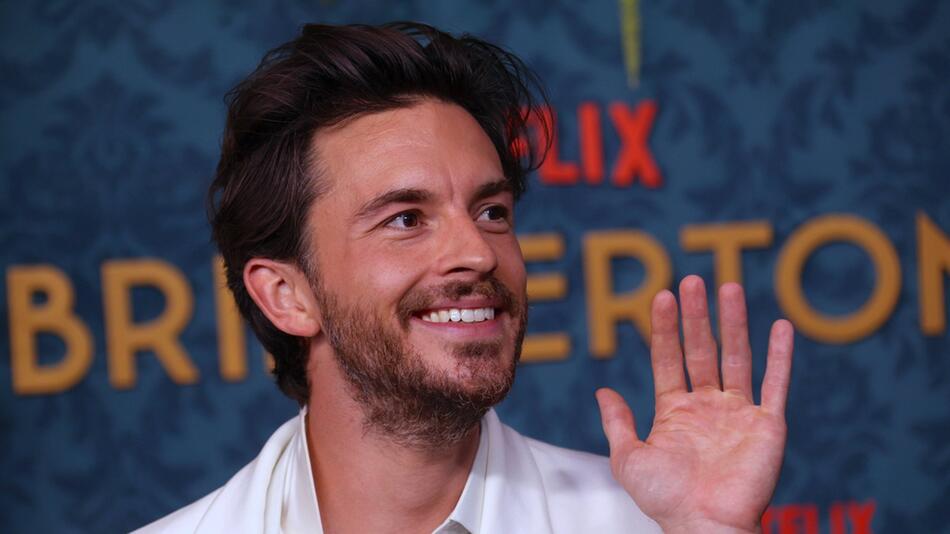 Kann es kaum erwarten, wieder bei der Netflix-Serie "Bridgerton" mitzumischen: Jonathan Bailey.