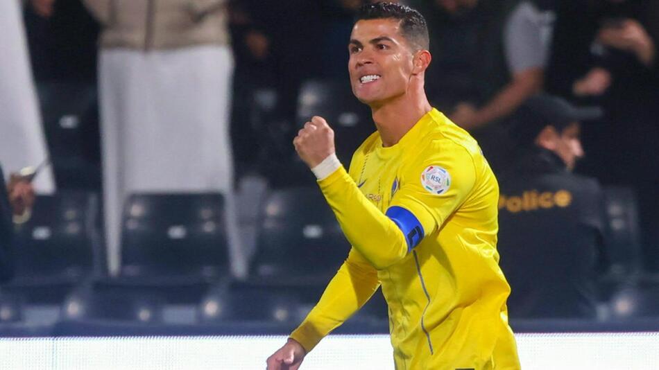 Cristiano Ronaldo feiert ein Tor für seinen Klub Al-Nassr