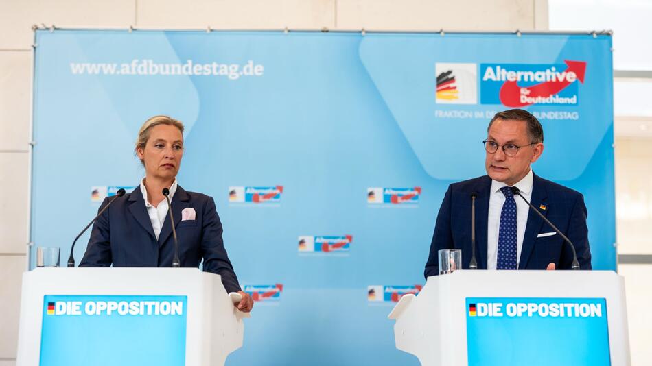 AfD-Chefs Alice Weidel (l.) und Tino Chrupalla (Archivbild)