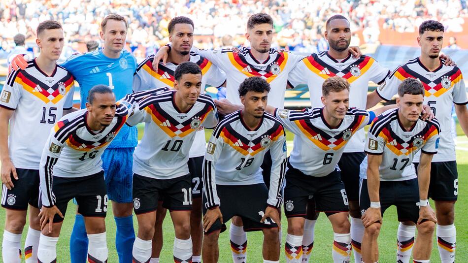 Aufstellung ist da! Deutschland auf zwei Positionen verändert