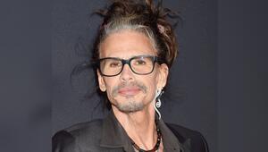 Die Richterin im Zivilverfahren gegen Steven Tyler gibt den Fall ab.