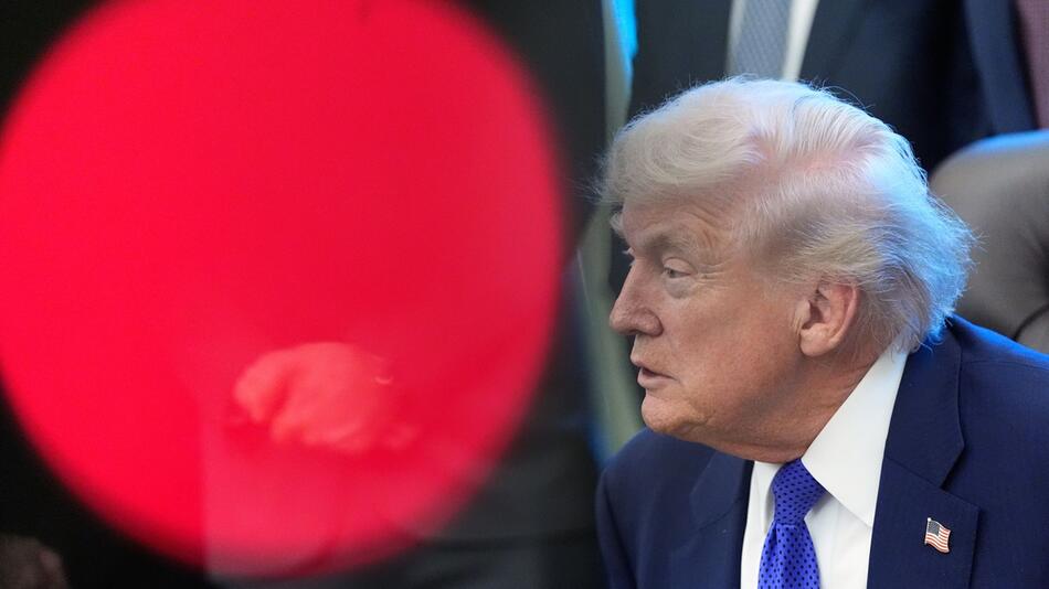 https://i0.gmx.net/image/052/41858052,pd=1,f=responsive169-w950/weisses-haus-trump.jpg