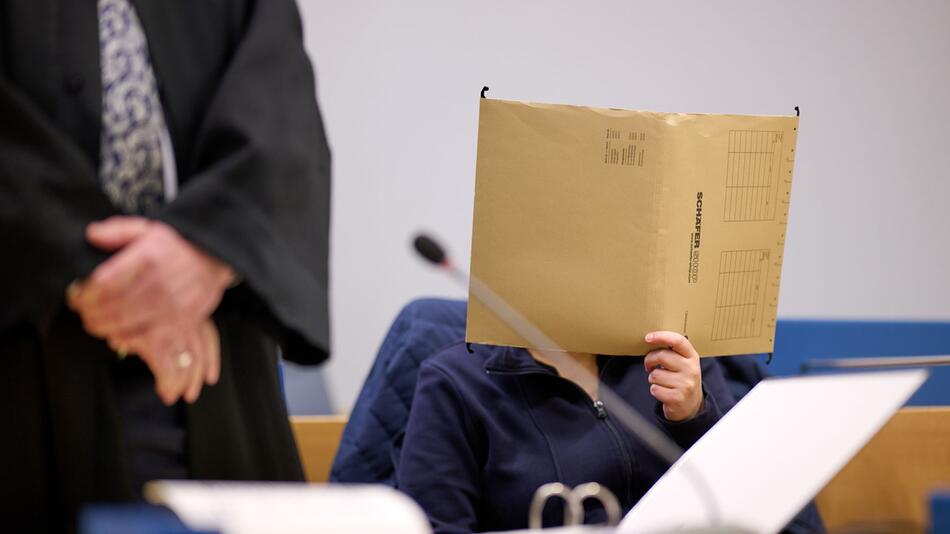 Kind jahrelang eingesperrt – Gericht verkündet teils überraschendes Urteil