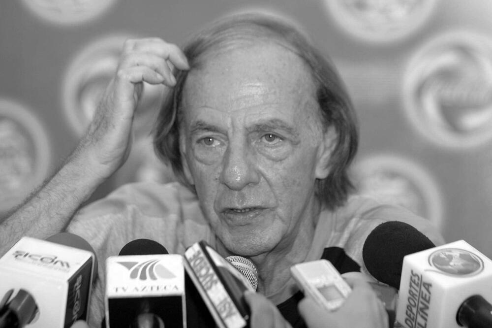 César Luis Menotti