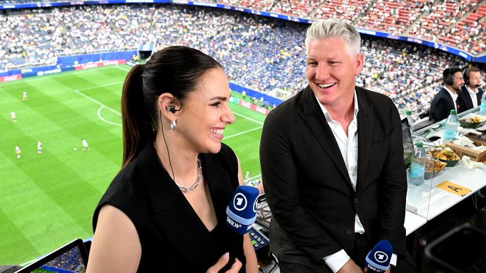 Schweinsteiger verpasst WM-Einsatz – Sedlaczek lehnt Umarmung ab