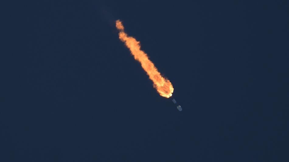 Vier Tonnen schweres Schrottteil von SpaceX-Rakete auf Mond eingeschlagen