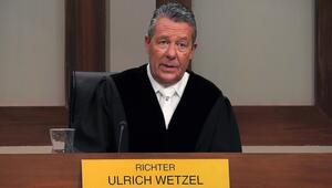 Richter Ulrich Wetzel darf sein Urteil erstmals in der Primetime sprechen.
