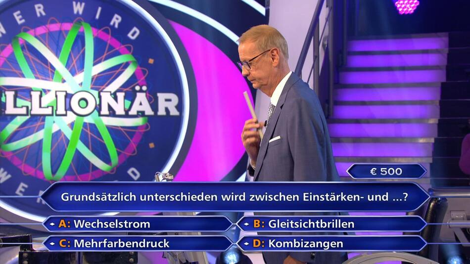 Moderator Günther Jauch nimmt WWM-Studio auseinander