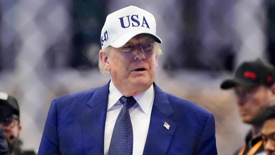 Kippt Trumps System der Loyalität?