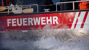 Feuerwehr rettet Passanten und Schwimmer