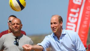 Herzliche Geste sorgt für Begeisterung: Prinz William bricht das royale Protokoll