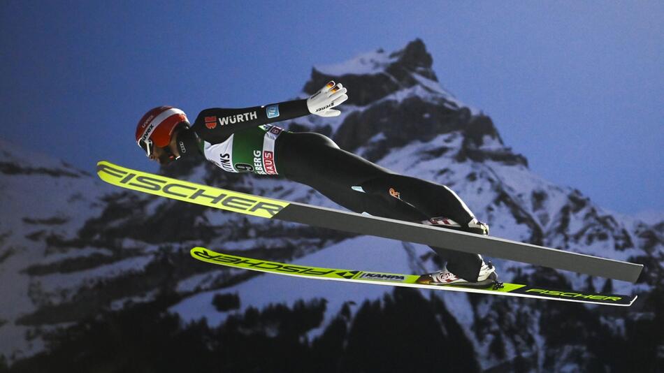 Skispringen - Weltcup in Engelberg