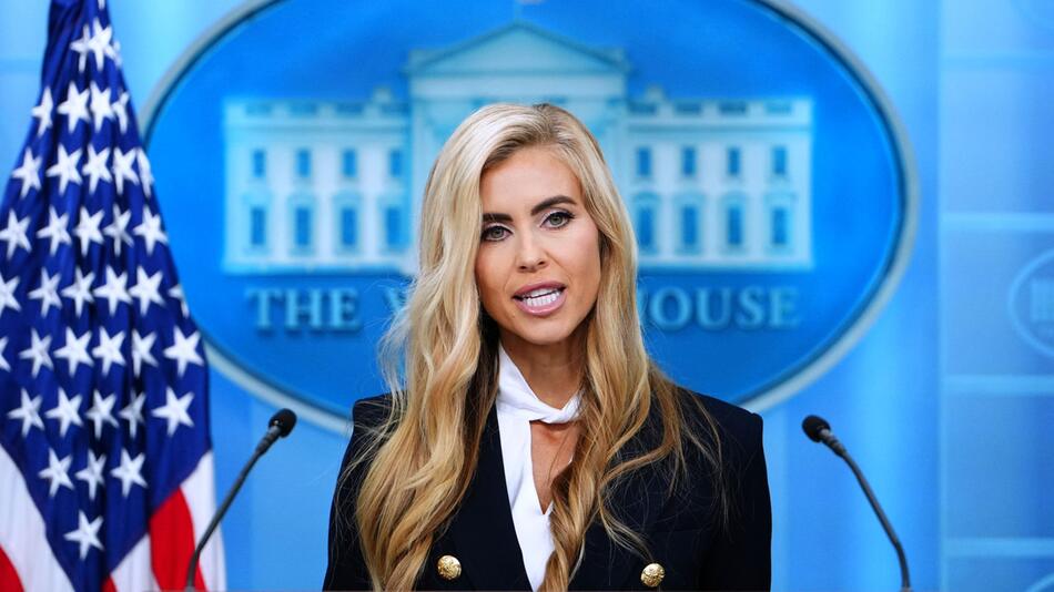 Neue Trump-Sprecherin beendet Auftritt nach wenigen Minuten
