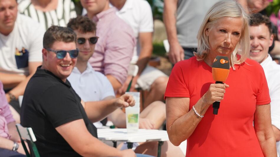 Andrea Kiewel zwischen CSD-Anschlag und Jungesellinnenabschied