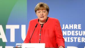 Foto von Angela Merkel bei einem Auftritt im Bundesumweltministerium 2026 in Berlin