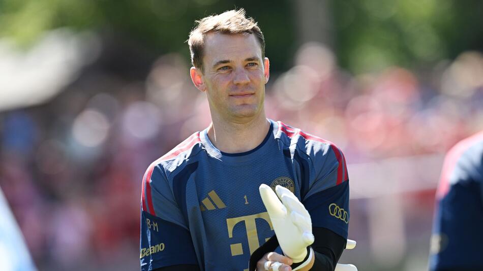 Manuel Neuer deutet sein Karriereende an