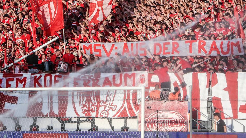 Das steckt hinter der verrückten Pfosten-Aktion der Essen-Fans