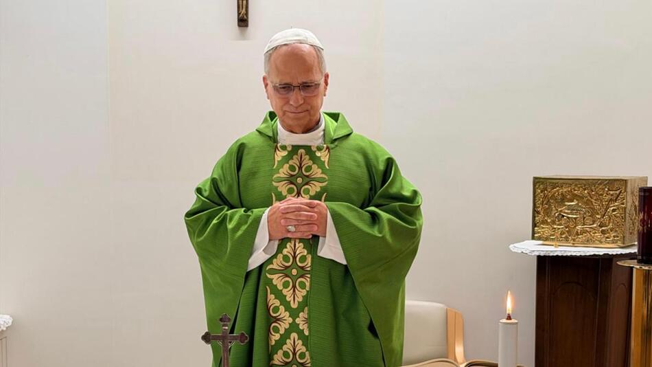 Papst darf Krankenhaus nach Krebsoperation verlassen