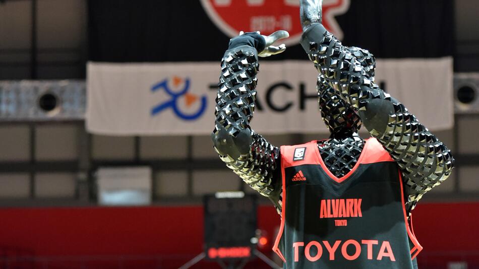 CUE: Toyotas Basketball-Roboter stellt neuen Weltrekord auf