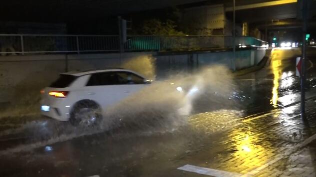 Hagel und Starkregen: Hunderte Einsatzkräfte rücken in Hannover aus