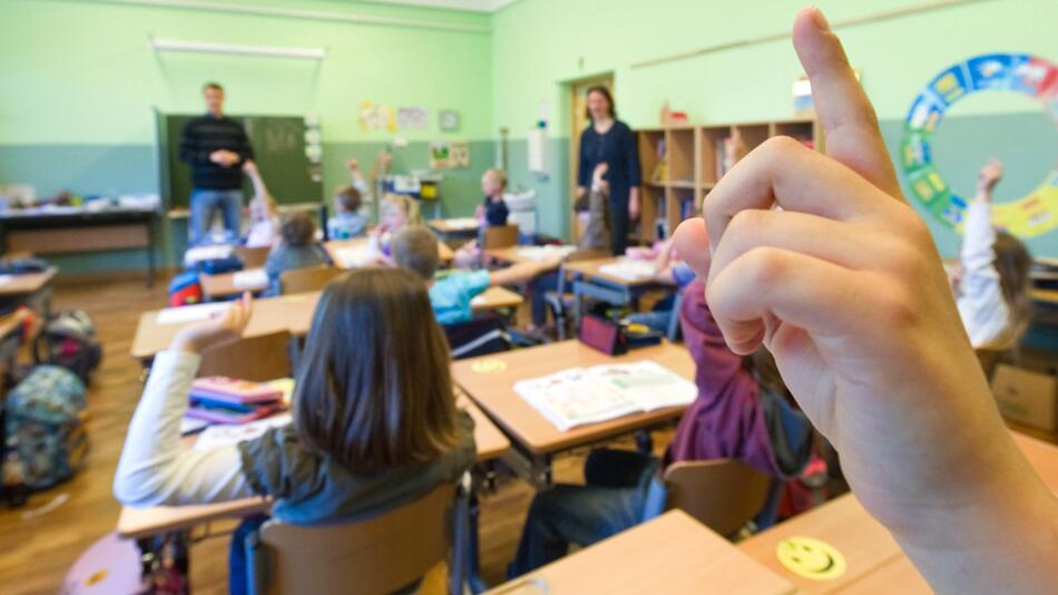 Studie: 2025 fehlen mehr als 26 000 Grundschullehrer