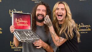 Die Vermessungen haben bereits stattgefunden: Tom Kaulitz (li.) und Bruder Bill bekommen jeweils ...