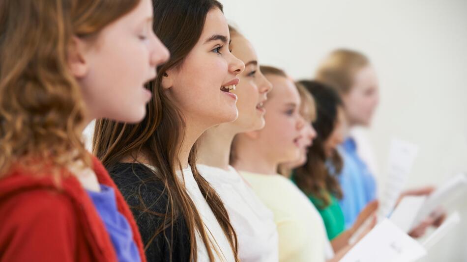 Bundesland führt Hymnenpflicht bei Abschlussfeiern ein