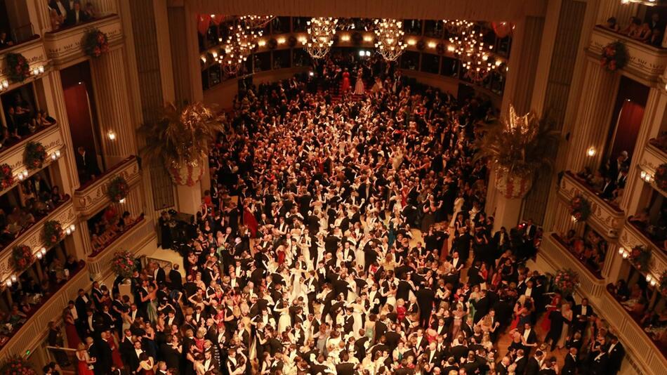 Der Wiener Opernball ist jedes Jahr der gesellschaftliche Höhepunkt der Ballsaison im Wiener ...