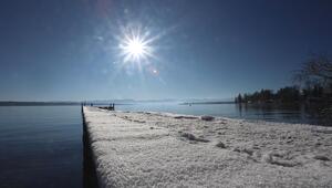 Wintertag mit Schnee und Sonne in Tutzing