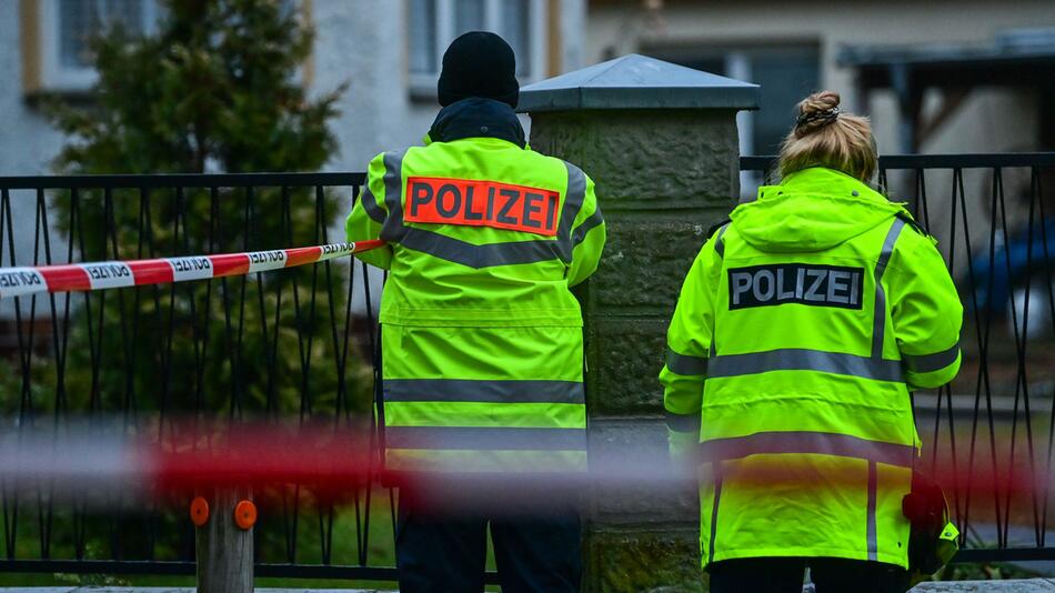 Fünf Tote in Wohnhaus in Königs Wusterhausen gefunden