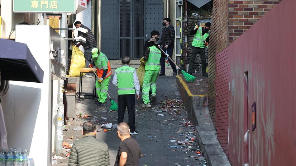 Nach Massenpanik bei Halloween-Feiern in Seoul