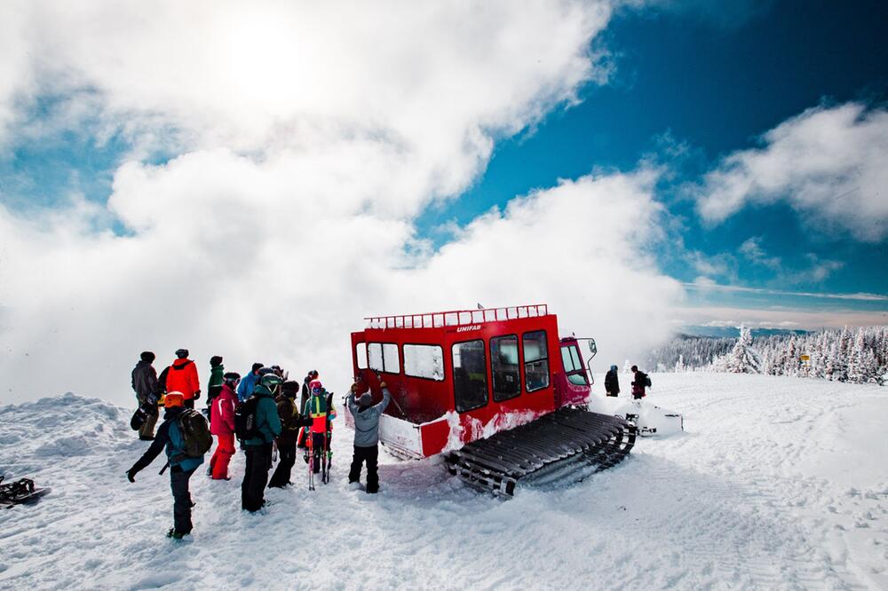 Cat Skiing auf dem Mount Kirkup