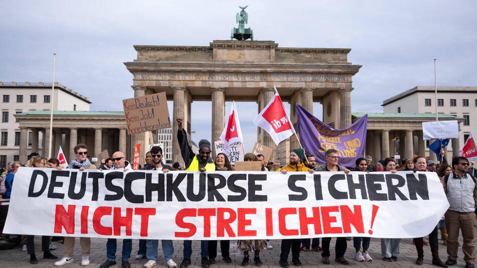 Sparkurs statt Sprachkurs: Forscher warnt vor langfristigen Folgen