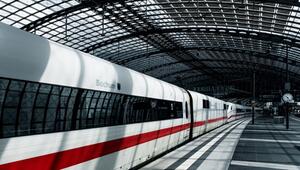 Der Berliner Hauptbahnhof ist in den Top zehn Bahnhöfen Europas.