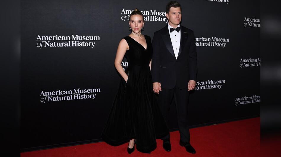 Scarlett Johansson und ihr Ehemann Colin Jost bei der Museum Gala in New York.