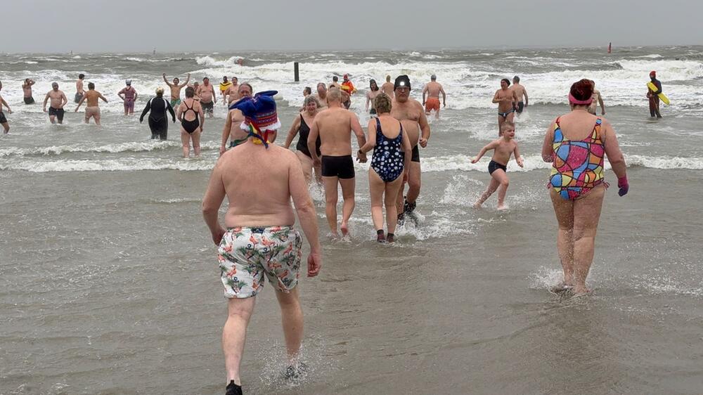 Neujahrsschwimmen in Norderney