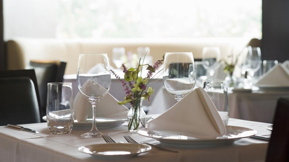 Absolutes No-Go im Restaurant – tust du es auch?